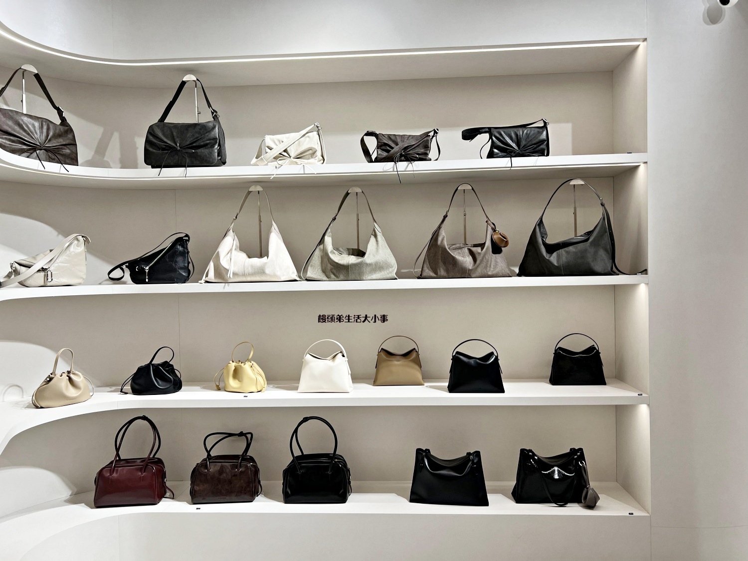 /tmp/php4RgxKO /tmp/php4RgxKO