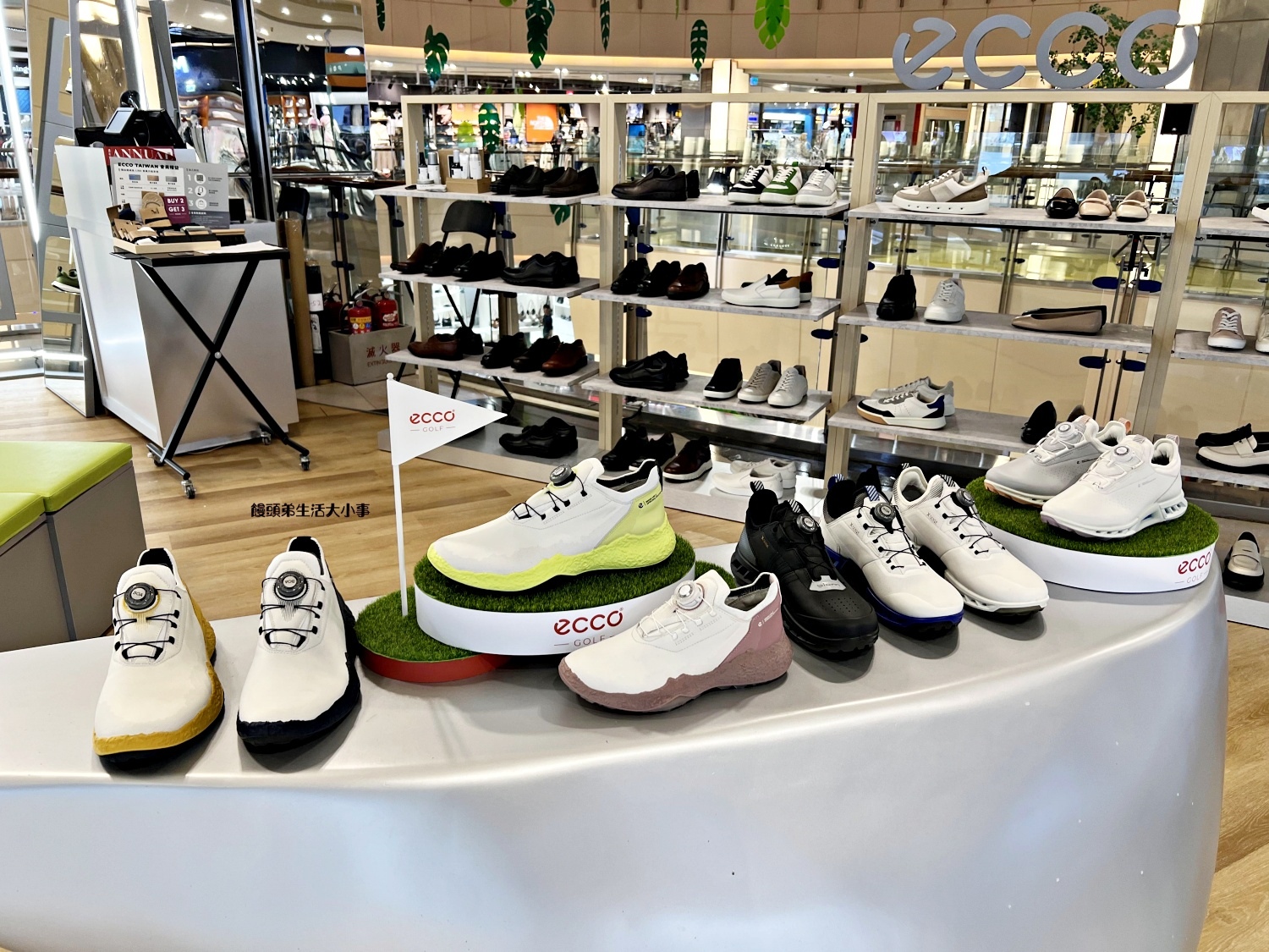 /tmp/phplENooQ /tmp/phplENooQ