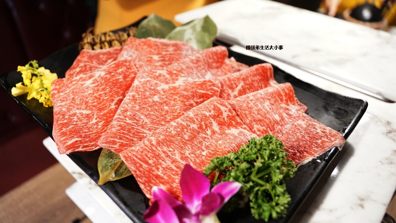 /tmp/phpEKuy0H /tmp/phpEKuy0H