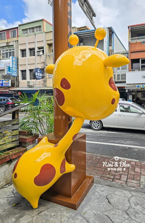 短腿阿鹿宜蘭礁溪店,酥鬆化的香濃起司曲奇餅乾,ㄚ鹿泡溫泉限定圖案 @Nini and Blue 玩樂食記