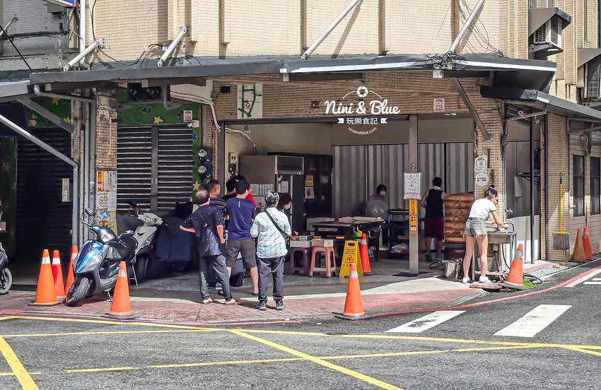 短腿阿鹿宜蘭礁溪店,酥鬆化的香濃起司曲奇餅乾,ㄚ鹿泡溫泉限定圖案 @Nini and Blue 玩樂食記