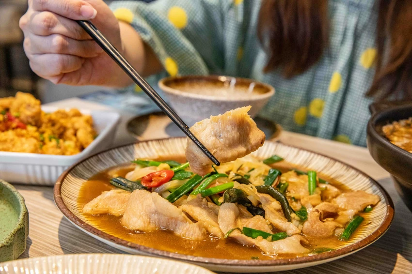 花蓮高CP值熱炒店！壽豐小吃潮汕滷鵝、西魯肉必點，Google 4.8星推薦。