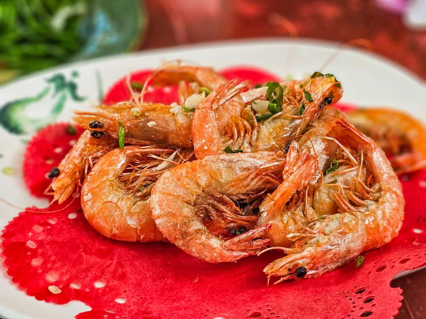 陽明山超佛心土雞城！米粉湯地瓜湯無限吃到飽，戶外大樹下用餐超有FU。