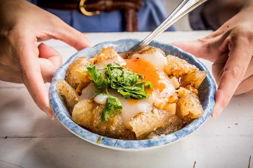 彰化二林菜市場隱藏版!肉圓壽內餡爆多,搭配甘甜竹筍湯只要20元。!