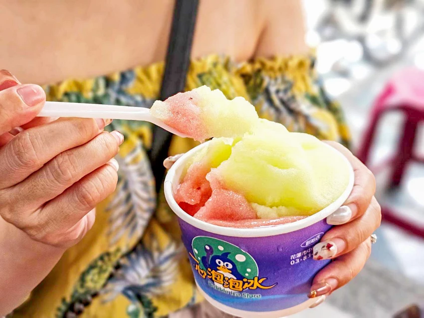 一心泡泡冰｜超大蒙布朗？雪花冰甜點化！每一口都是幸福甜蜜感，在地經營三十年泡泡冰