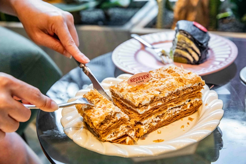 花蓮壽豐高人氣甜點店！常紅蛋糕Redever Cake，熱門口味手慢就買不到。