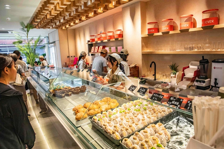 花蓮壽豐高人氣甜點店！常紅蛋糕Redever Cake，熱門口味手慢就買不到。