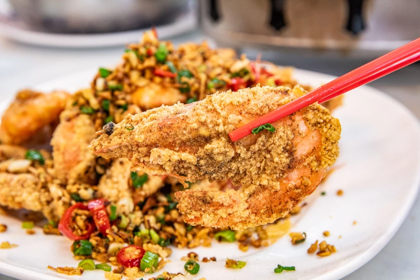 三葉活海鮮｜公開透明不偷斤減兩，料理全程通通看得到，在地經營傳承三代五十年活海鮮