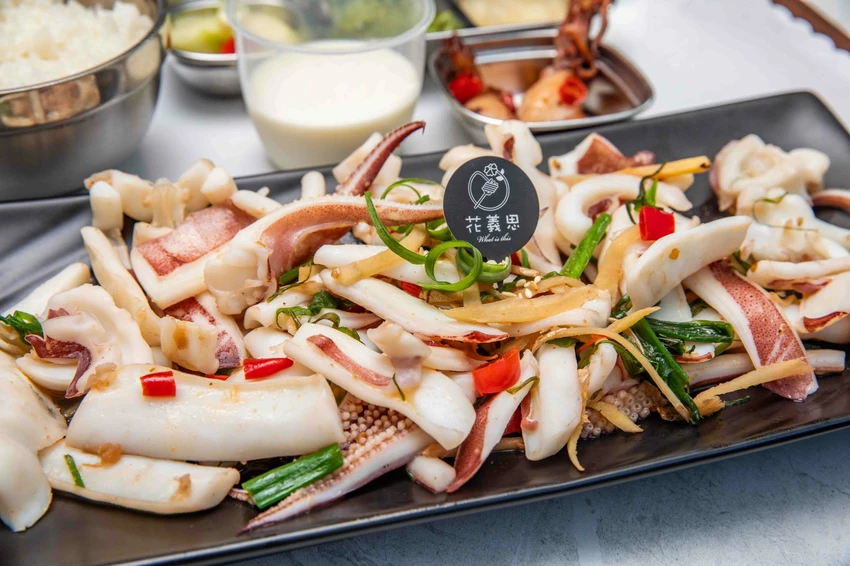 市場最低價萬里三點蟹一隻150元!花義思廚坊自家漁船直送,金山萬里必吃活海鮮。