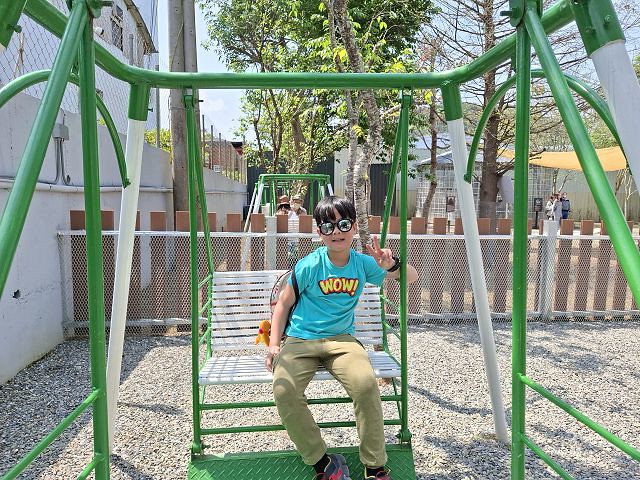 南投親子景點推薦!水與松萌萌園零距離與水豚互動,週末就來這放電。