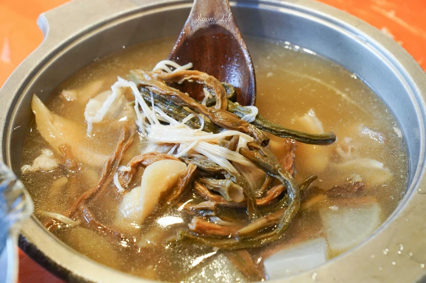 南投美食藏在三合院!阿爸食堂三合院古厝,辦桌等級古早味台菜必吃推薦。