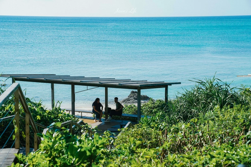 沖繩海景咖啡廳推薦！BANTA CAFE星野集團打造日落第一排，低消500日圓超親民。