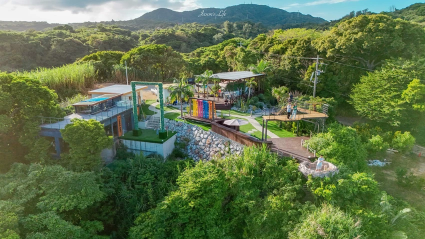 沖繩海景咖啡廳！CASA SOL玻璃屋咖啡廳無敵海景，必玩巨型盪鞦韆拍出IG美照。