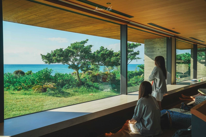 沖繩海景咖啡廳推薦！BANTA CAFE星野集團打造日落第一排，低消500日圓超親民。