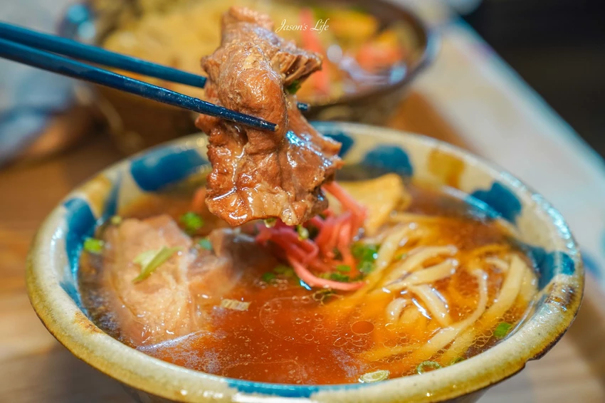 台中日式美食推薦！假日限定Aonohero道地沖繩麵與飯糰，秒飛沖繩街頭。