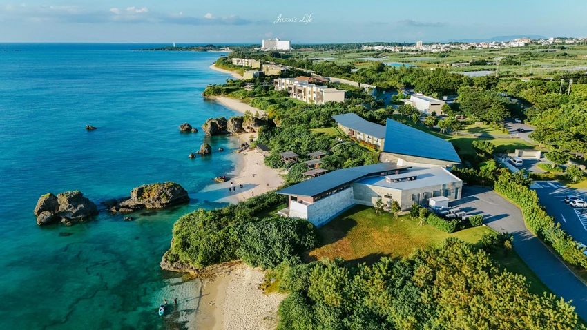 沖繩海景咖啡廳推薦！BANTA CAFE星野集團打造日落第一排，低消500日圓超親民。