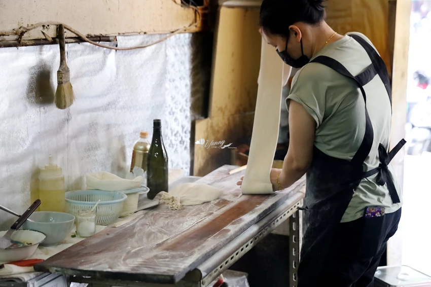 龍山寺站 | 西園橋下燒餅油條 70多年的萬華燒餅