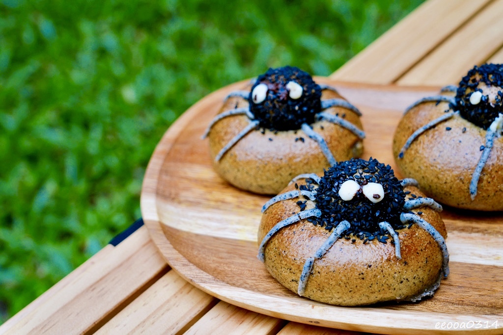 新竹五峰松木青露營區｜森林系家庭露營，萬聖節派對晚餐、親子D