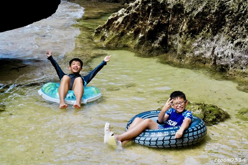小琉球杉福秘境海灘｜隱藏在礁岩後的戲水勝地，親子玩水、觀察生