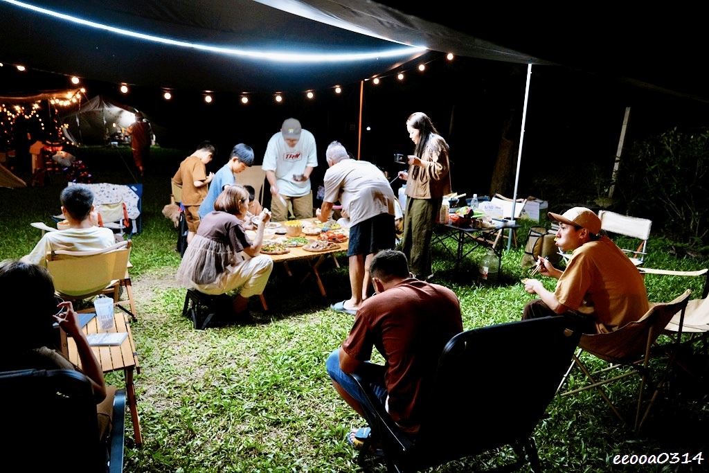 新竹五峰松木青露營區｜森林系家庭露營，萬聖節派對晚餐、親子D