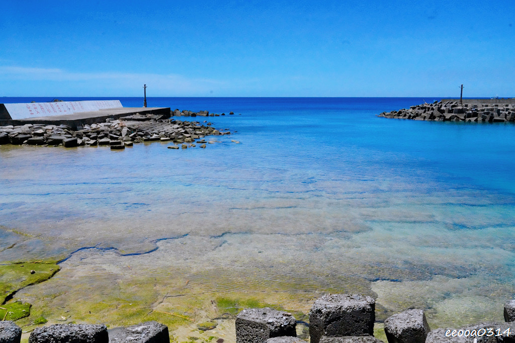 杉福漁港沙灘｜小琉球親子玩水、浮潛、生態觀察的最佳秘境!