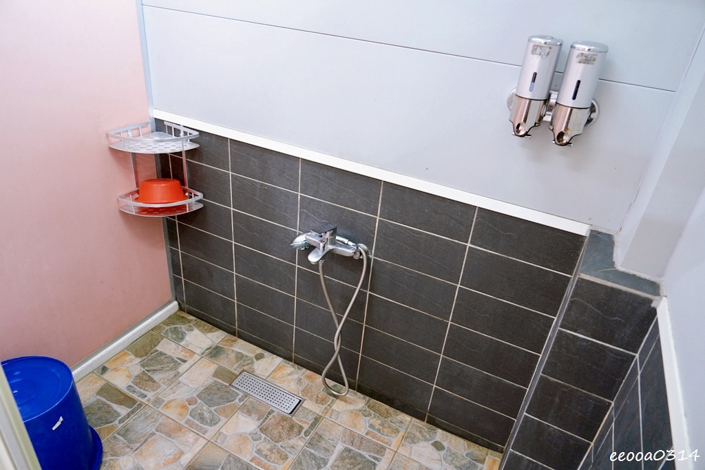 新竹五峰松木青露營區｜森林系家庭露營，萬聖節派對晚餐、親子D