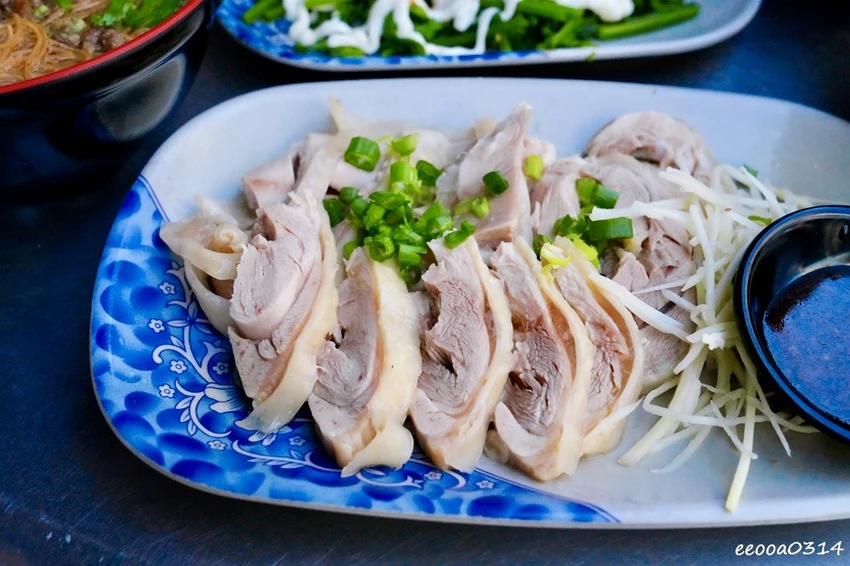 北山米苔目｜南投國姓在地人氣老店! 銅板價麵食、客家湯圓與手