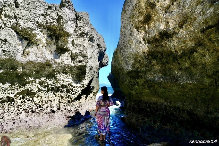 小琉球龍蝦洞攻略｜海蝕溝秘境、IG熱門打卡點與看海龜景點推薦