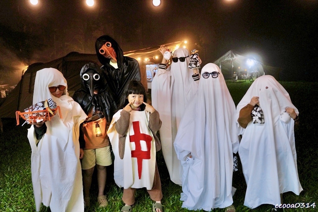 新竹五峰松木青露營區｜森林系家庭露營，萬聖節派對晚餐、親子D