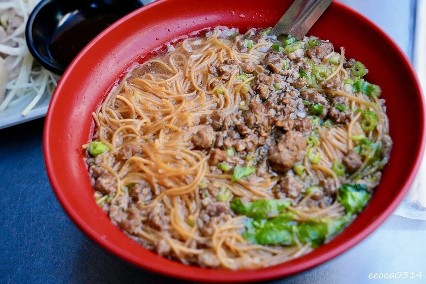 北山米苔目｜南投國姓在地人氣老店! 銅板價麵食、客家湯圓與手