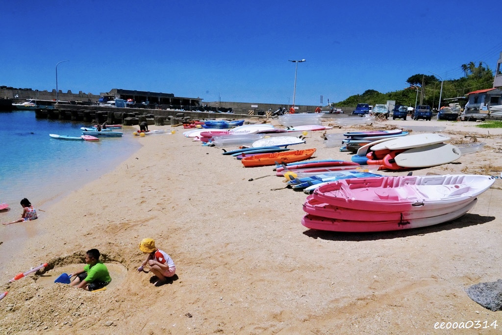 杉福漁港沙灘｜小琉球親子玩水、浮潛、生態觀察的最佳秘境!