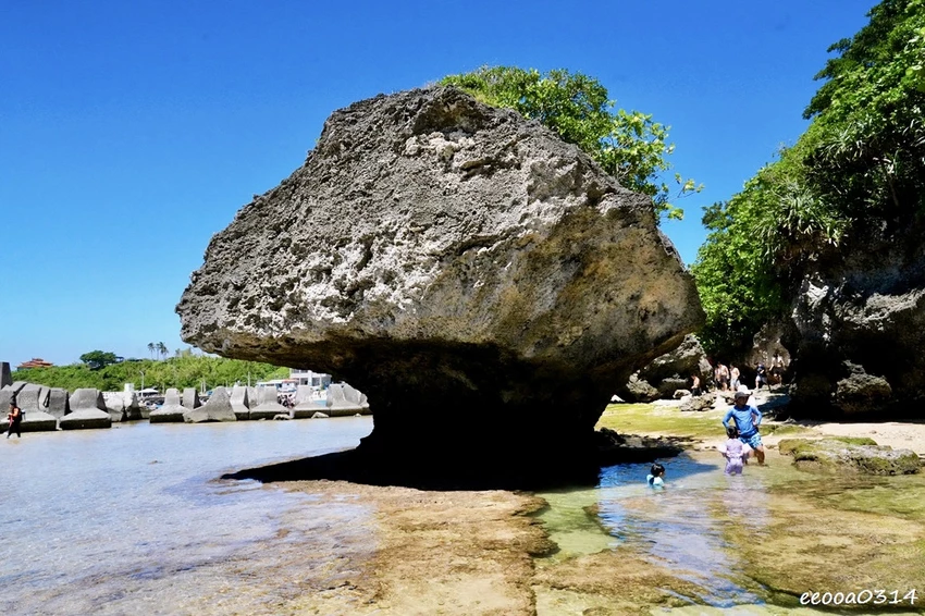 小琉球杉福秘境海灘｜隱藏在礁岩後的戲水勝地，親子玩水、觀察生