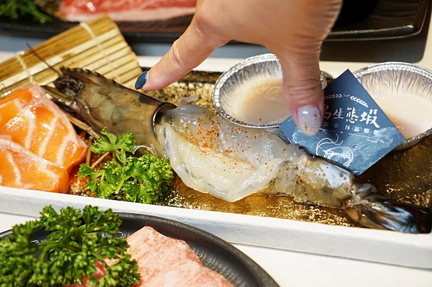 台中燒肉必吃！埔里人氣燒肉MEN來台中，日本F1和牛、A5和牛、安格斯黑牛狂嗑，還有自助吧＋哈根達斯無限續，肉控天堂降臨！