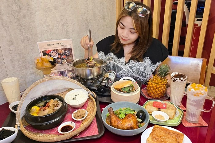 海鮮控衝台中！阿布潘水產霸氣回歸，肉質滑嫩多汁日本兵庫生蠔必吃。