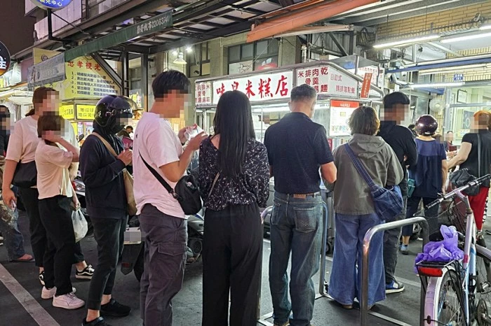 海鮮控衝台中！阿布潘水產霸氣回歸，肉質滑嫩多汁日本兵庫生蠔必吃。