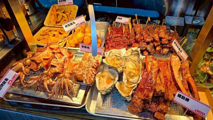 海鮮控衝台中！阿布潘水產霸氣回歸，肉質滑嫩多汁日本兵庫生蠔必吃。