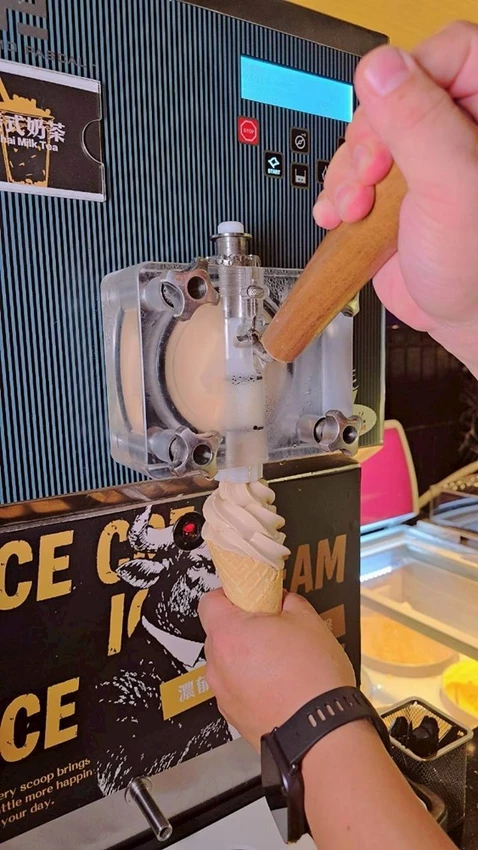 台中燒肉必吃！埔里人氣燒肉MEN來台中，日本F1和牛、A5和牛、安格斯黑牛狂嗑，還有自助吧＋哈根達斯無限續，肉控天堂降臨！