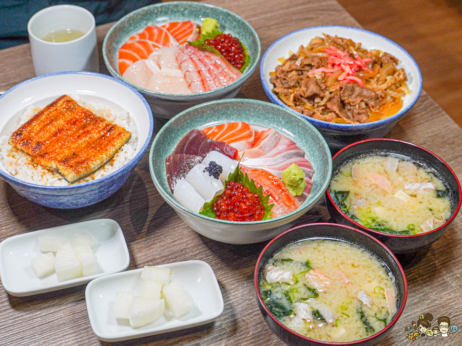 小琉球三天兩夜親子放電戲水順順玩、,吃喝玩樂在地美食、秘境海龜岩、每天都吃冰 - 跟著尼力吃喝玩樂&親子生活