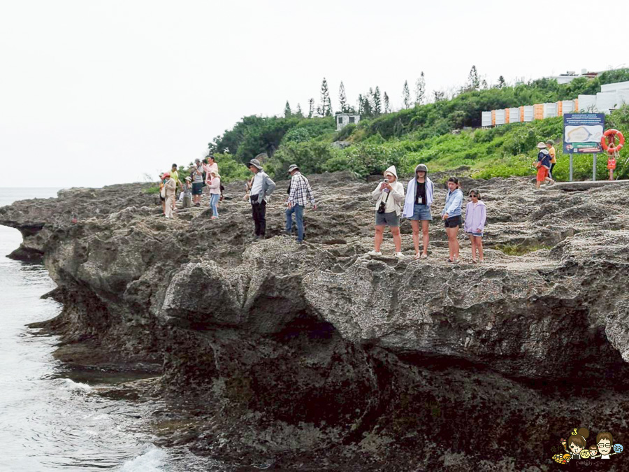小琉球三天兩夜親子放電戲水順順玩、,吃喝玩樂在地美食、秘境海龜岩、每天都吃冰 - 跟著尼力吃喝玩樂&親子生活