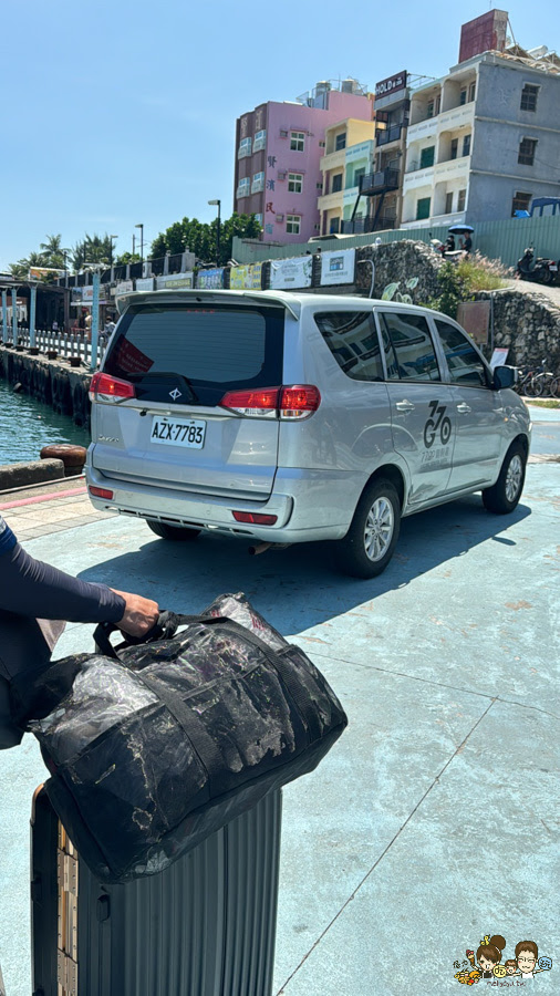 小琉球三天兩夜親子放電戲水順順玩、,吃喝玩樂在地美食、秘境海龜岩、每天都吃冰 - 跟著尼力吃喝玩樂&親子生活