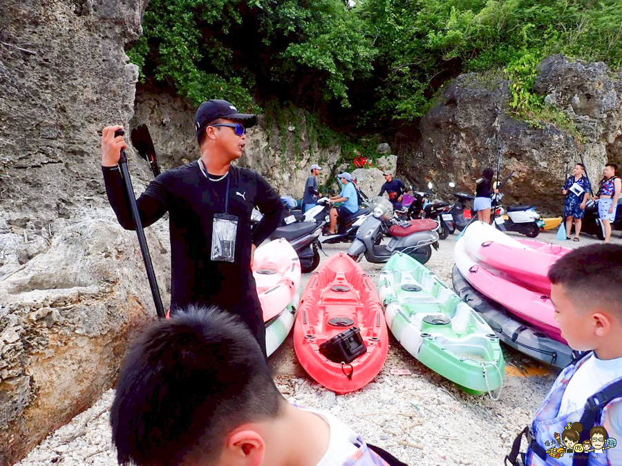 小琉球三天兩夜親子放電戲水順順玩、,吃喝玩樂在地美食、秘境海龜岩、每天都吃冰 - 跟著尼力吃喝玩樂&親子生活