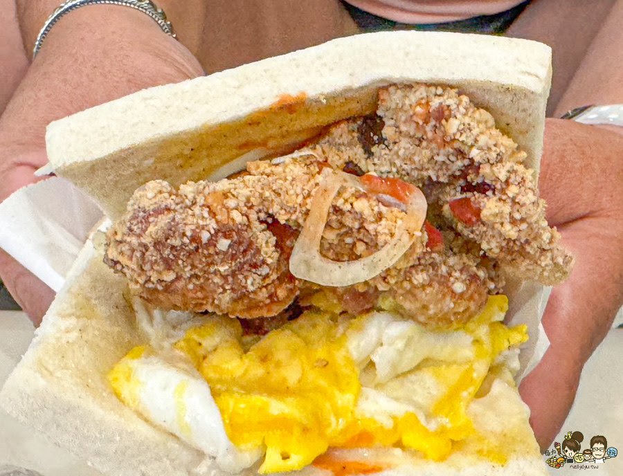 小琉球三天兩夜親子放電戲水順順玩、,吃喝玩樂在地美食、秘境海龜岩、每天都吃冰 - 跟著尼力吃喝玩樂&親子生活