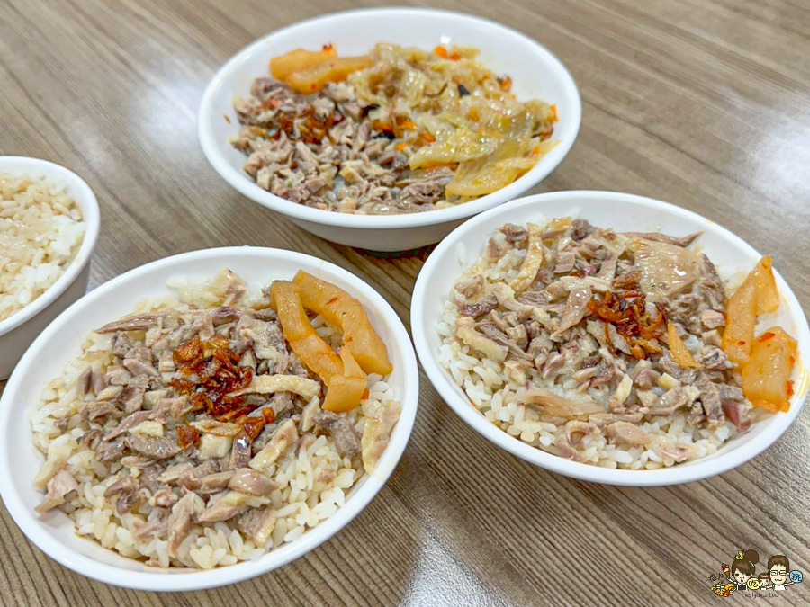 小琉球三天兩夜親子放電戲水順順玩、,吃喝玩樂在地美食、秘境海龜岩、每天都吃冰 - 跟著尼力吃喝玩樂&親子生活