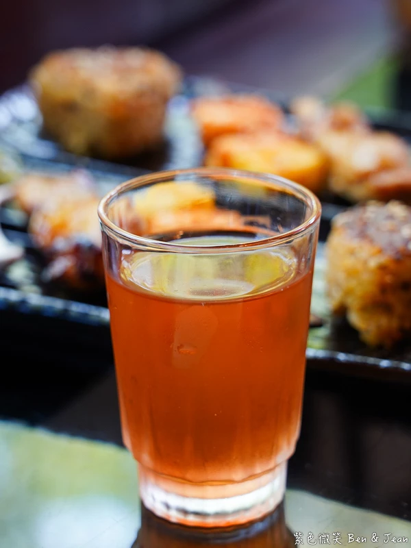 宜蘭三星鄉高CP值海鮮美食！大洲魚寮，磯煮鮑魚與避風塘藍蟹的美味饗宴。