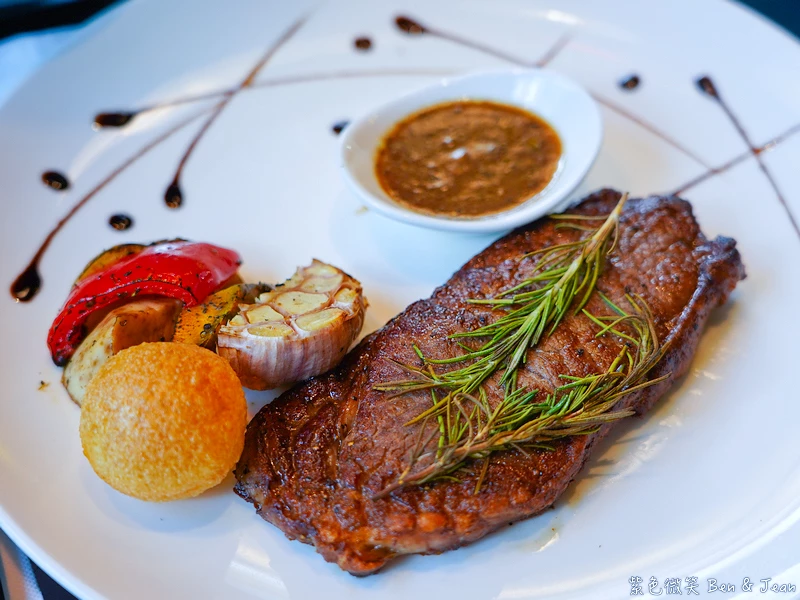 宜蘭三星鄉高CP值海鮮美食！大洲魚寮，磯煮鮑魚與避風塘藍蟹的美味饗宴。