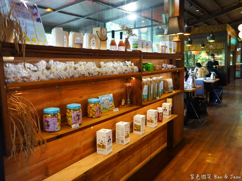 宜蘭三星鄉高CP值海鮮美食！大洲魚寮，磯煮鮑魚與避風塘藍蟹的美味饗宴。