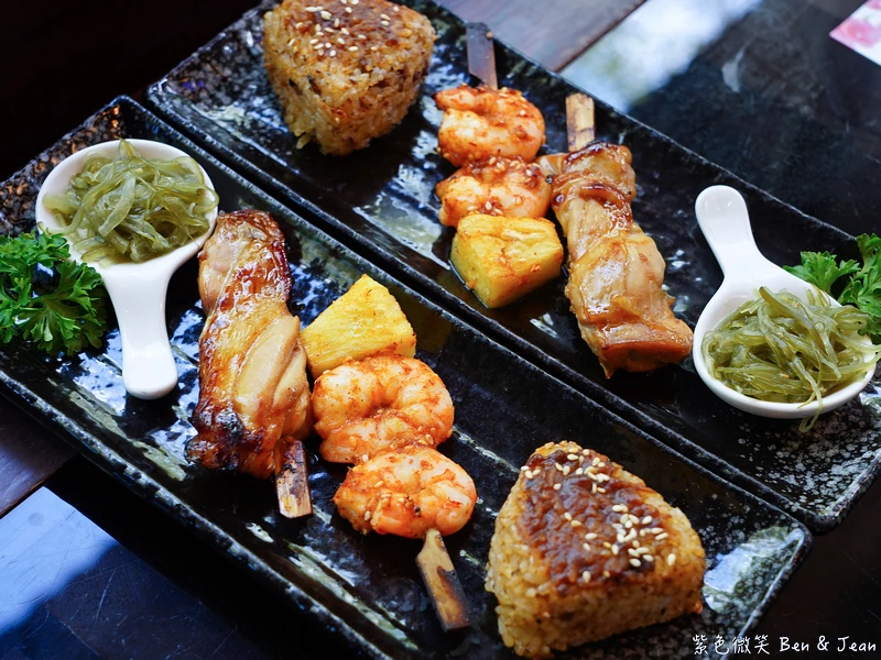 宜蘭三星鄉高CP值海鮮美食！大洲魚寮，磯煮鮑魚與避風塘藍蟹的美味饗宴。