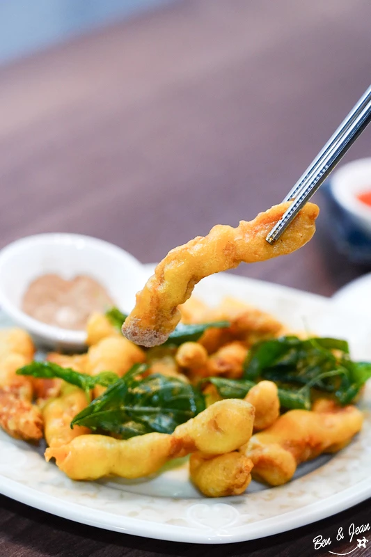 總鋪師手路菜平民化!羅東美食,槽餅卜肉干貝芋粿一次滿足。