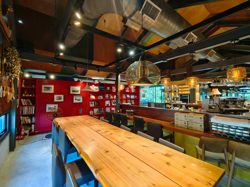 宜蘭三星鄉高CP值海鮮美食！大洲魚寮，磯煮鮑魚與避風塘藍蟹的美味饗宴。