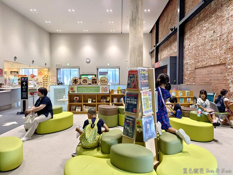 名古屋親子景點推薦!TOYOTA產業技術紀念館小孩免費,汽車博物館超震撼。